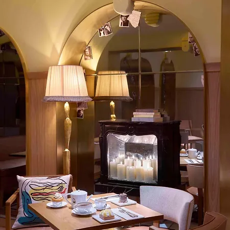 9confidentiel Hotel 4*