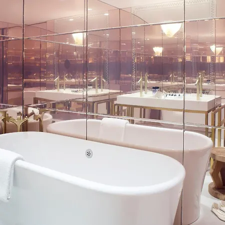 9confidentiel 4* Paris