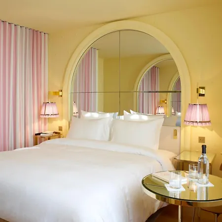 9confidentiel 4* Paris