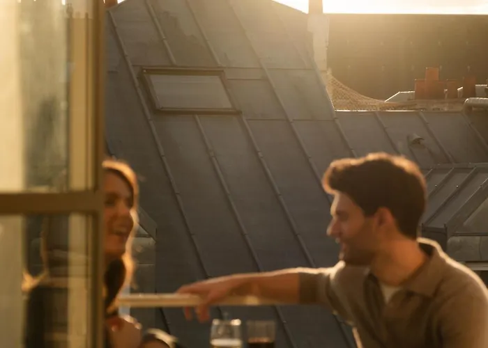 9confidentiel Hotell 4*