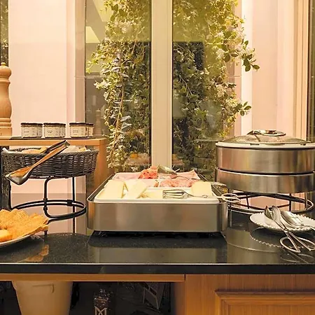 Otel 9confidentiel 4*
