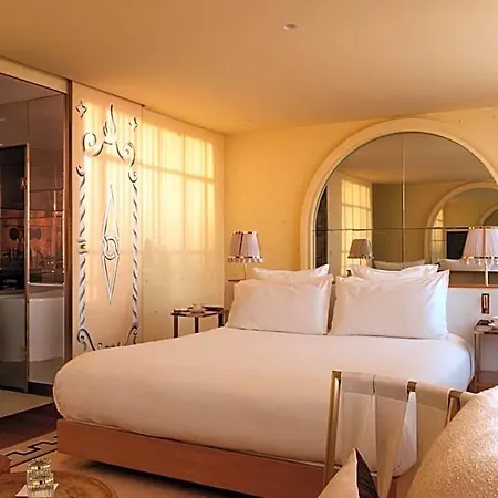 Otel 9confidentiel Paris
