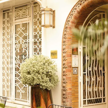 Hotel 9confidentiel