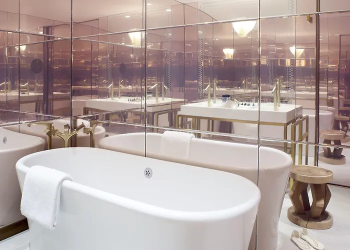 Ξενοδοχείο 9confidentiel 4*