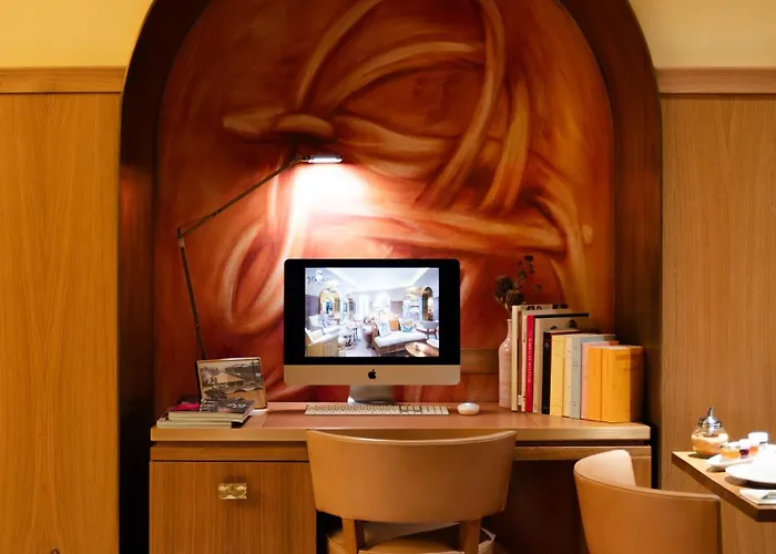 Ξενοδοχείο 9confidentiel 4*